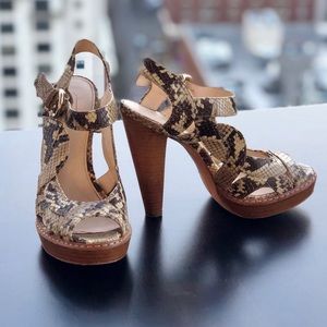 Coach Platform Women’s Shoes, size 6